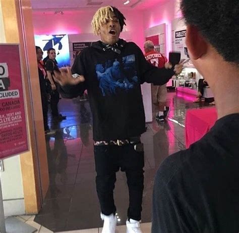 anyone have the link to this outfit : r/XXXTENTACION 